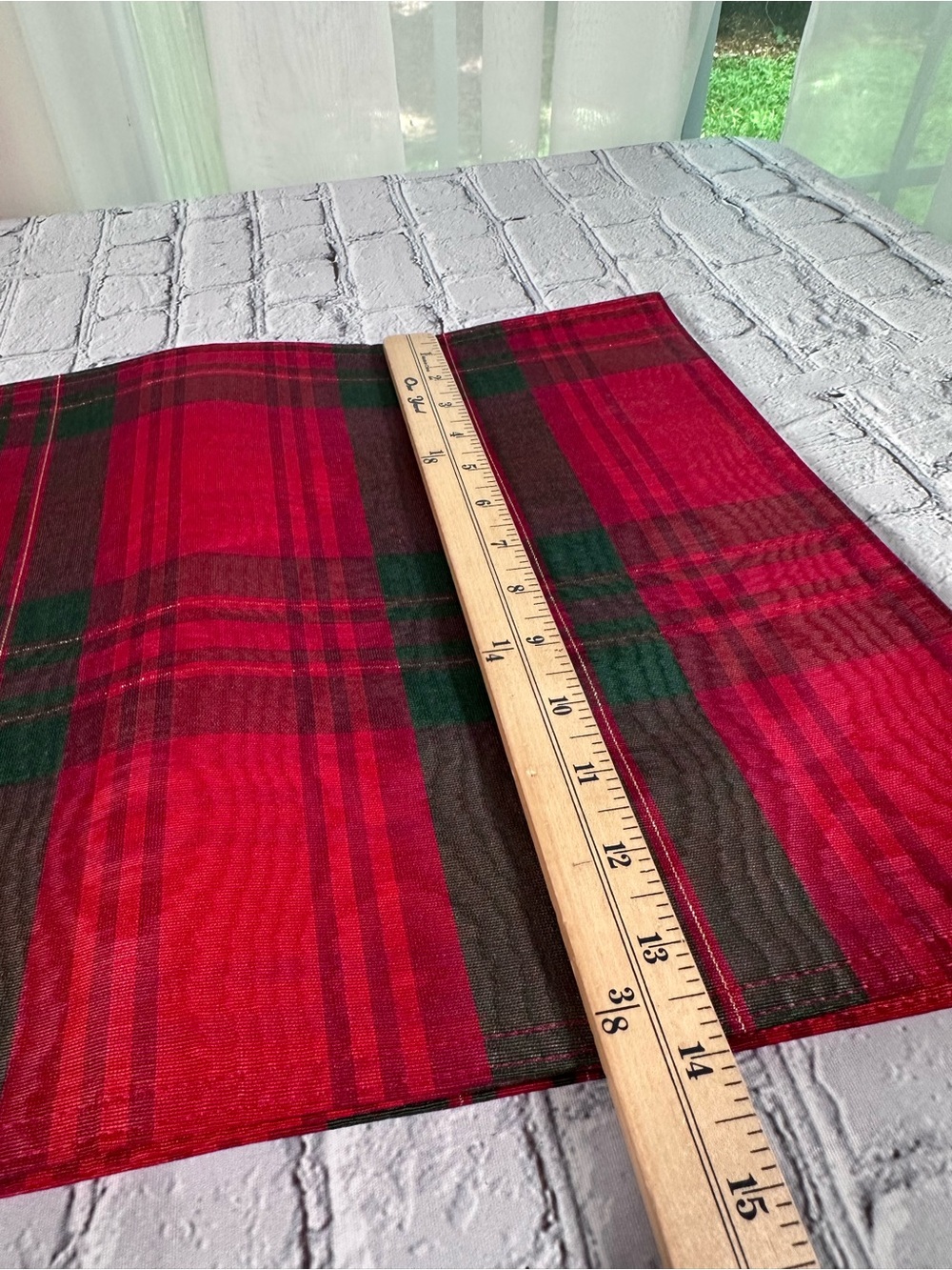 Red Green Christmas Holiday Traditional Tartan Plaid Table Placemats - Set of 4 - Picture 11 of 12